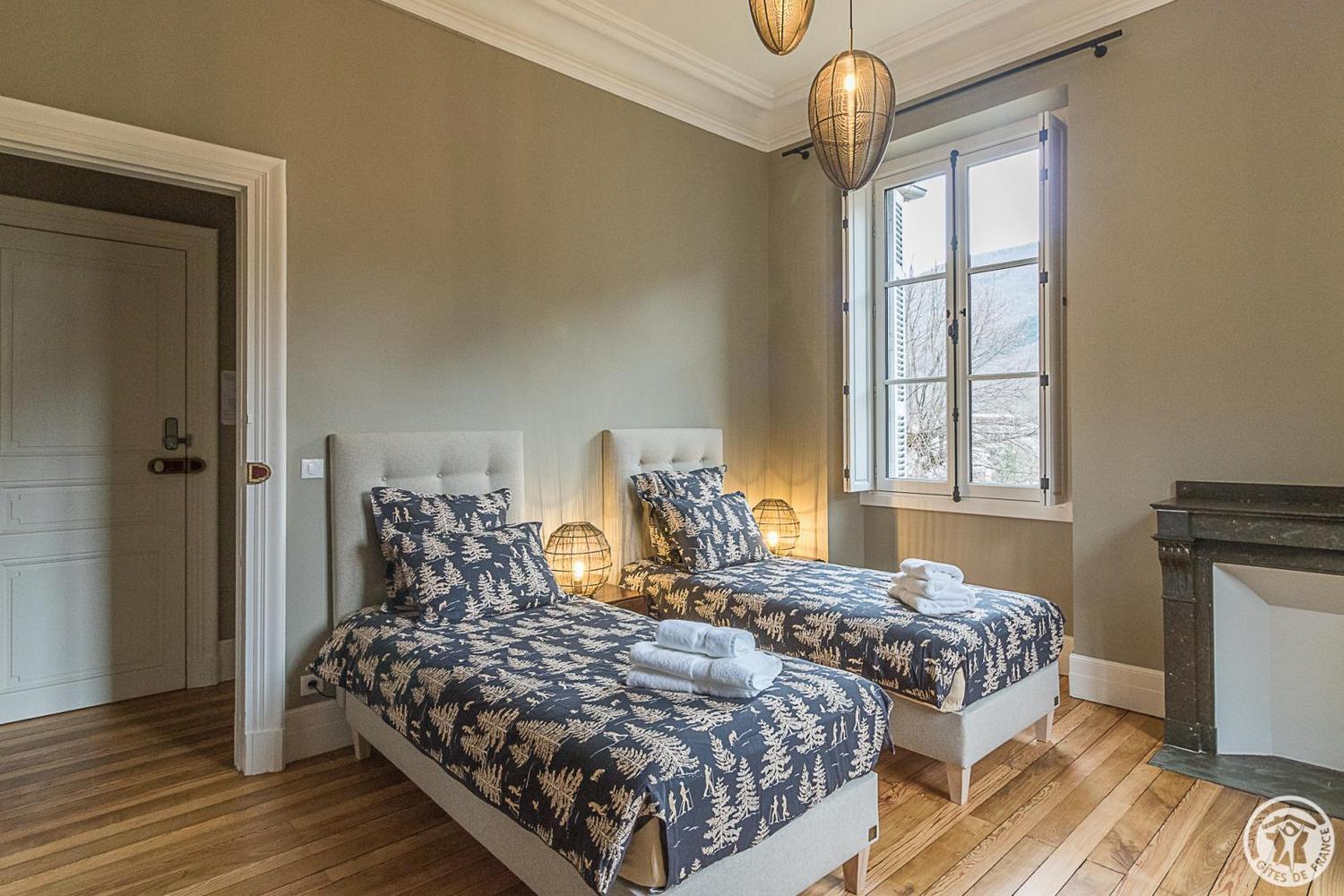Villa Du Lys Bagneres-de-Luchon Екстер'єр фото