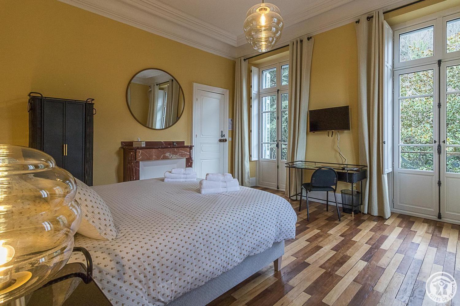 Villa Du Lys Bagneres-de-Luchon Екстер'єр фото