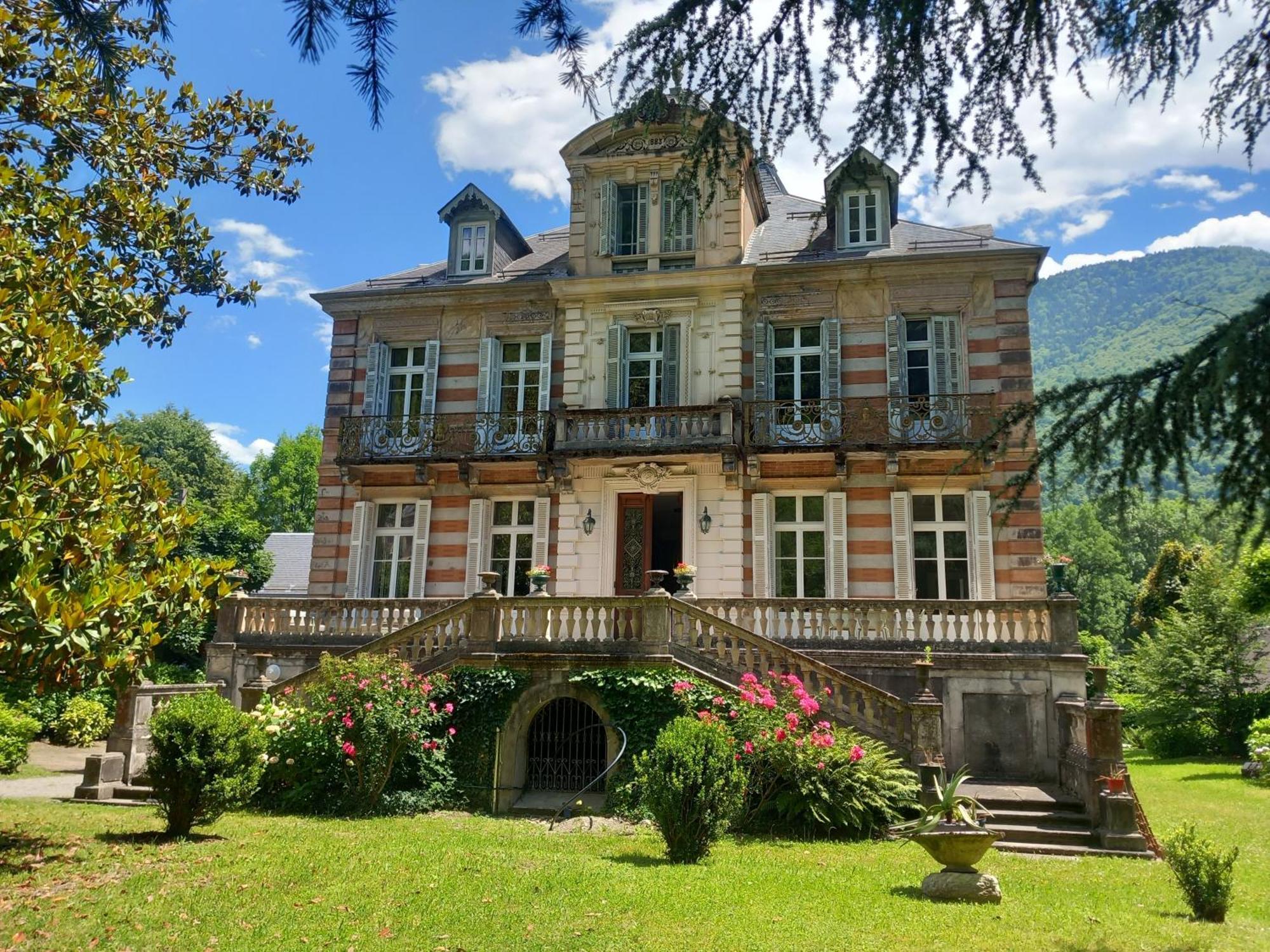Villa Du Lys Bagneres-de-Luchon Екстер'єр фото